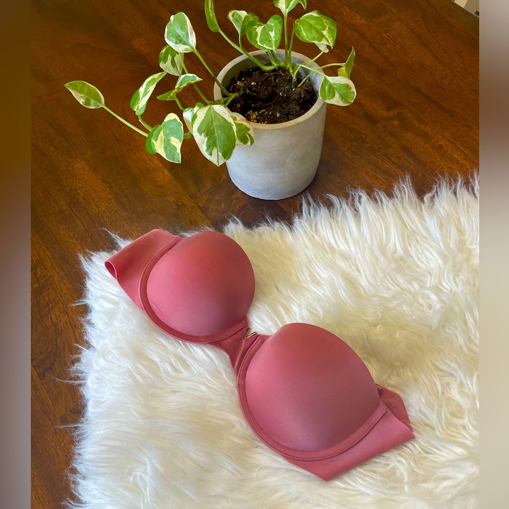 Victoria’s Secret very sexy multiway bra